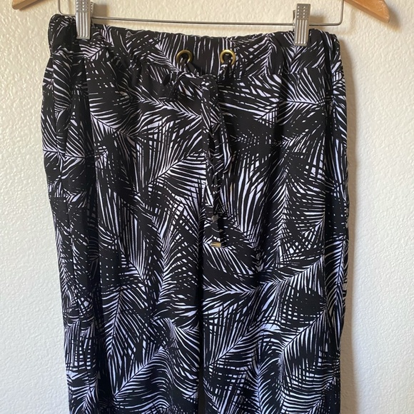 Women's Michael Kors Wide Leg Summer Pants Black and White Size M - Picture 4 of 4
